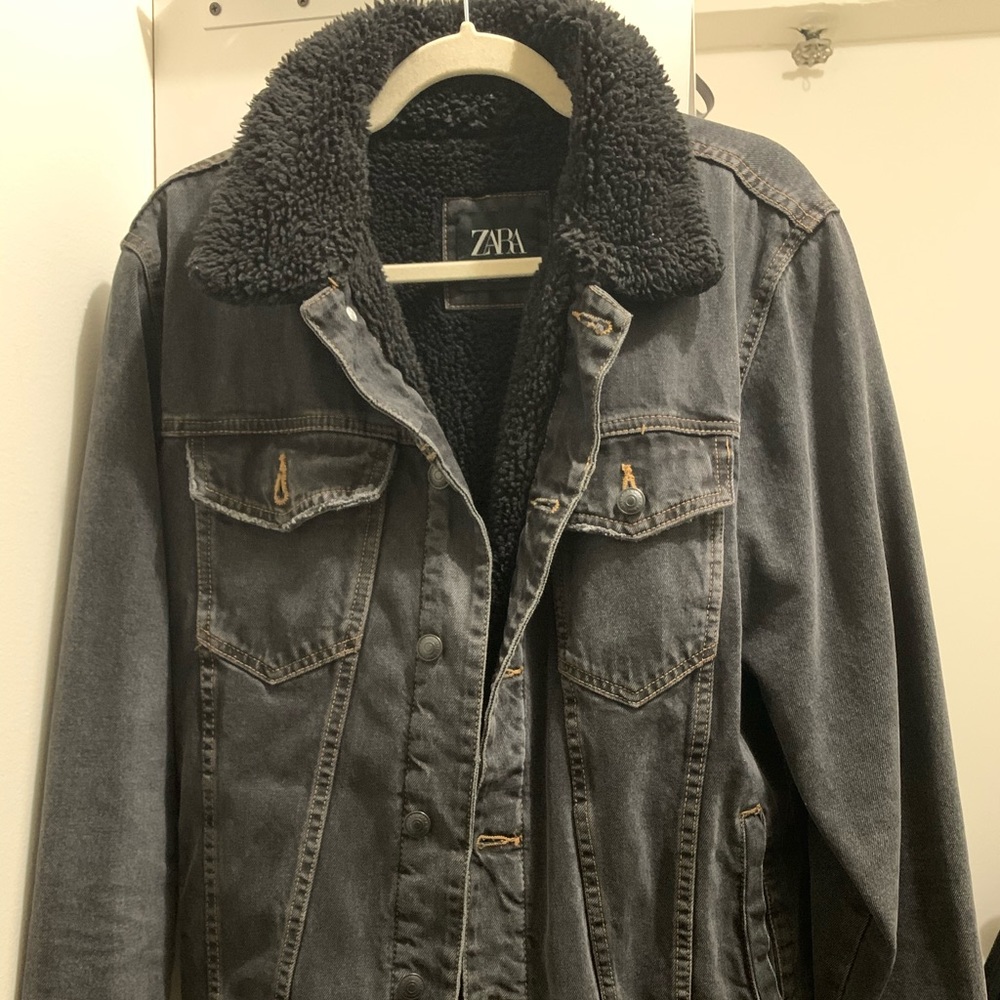 Zara Black Sherpa Collar Demin Jacket
